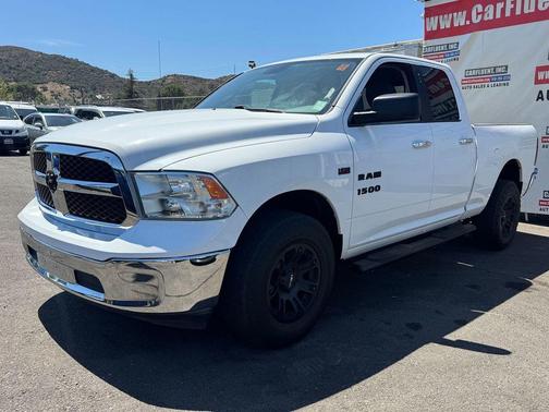 2016 RAM 1500 SLT