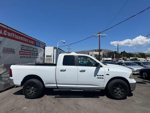 2016 RAM 1500 SLT