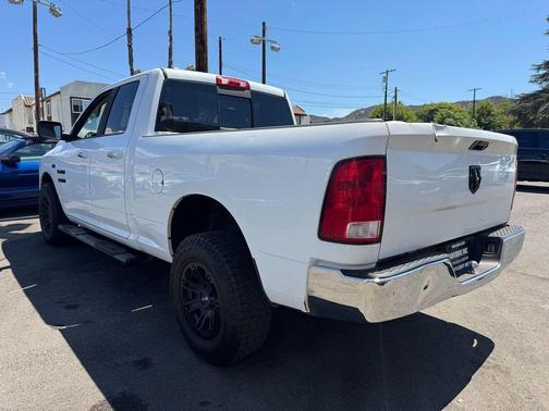 2016 RAM 1500 SLT