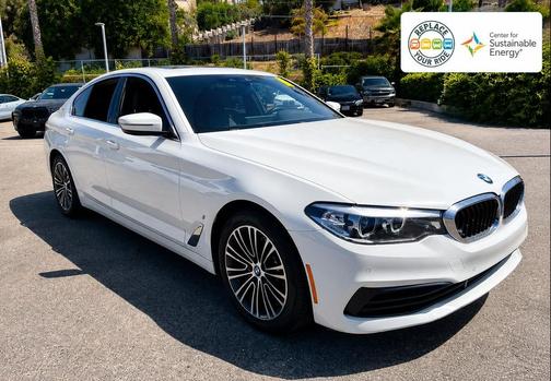Alpine White 2019 BMW 530e iPerformance