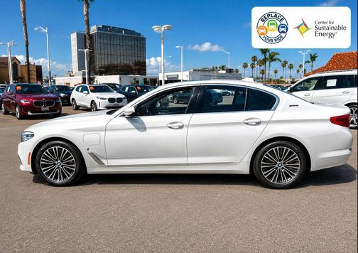 Alpine White 2019 BMW 530e iPerformance
