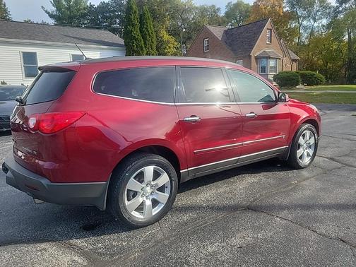 2010 Chevrolet Traverse LTZ