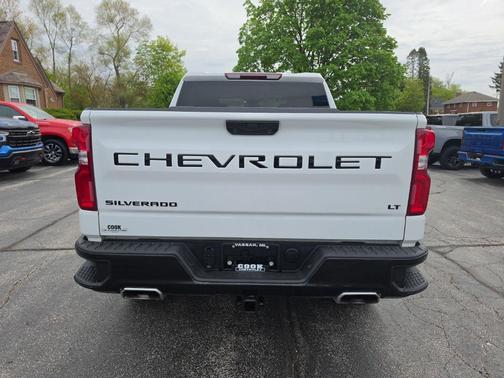 Summit White 2024 Chevrolet Silverado 1500 LT Trail Boss