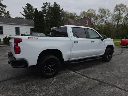 Summit White 2024 Chevrolet Silverado 1500 LT Trail Boss