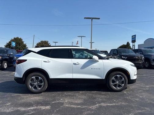 2025 Chevrolet Blazer 2LT