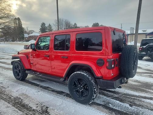 2022 Jeep Wrangler Unlimited Sahara