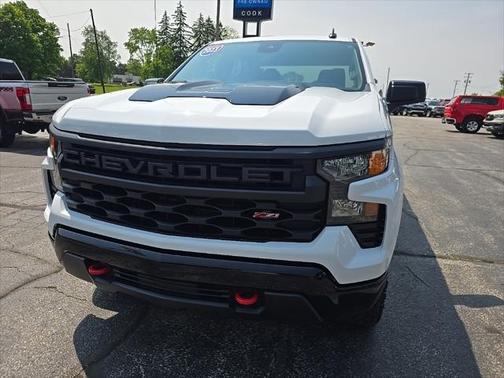 2023 Chevrolet Silverado 1500 Custom Trail Boss