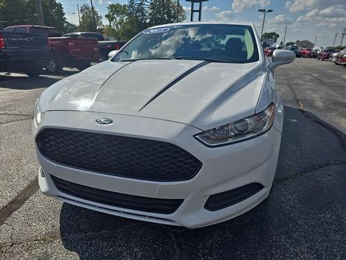 2015 Ford Fusion SE