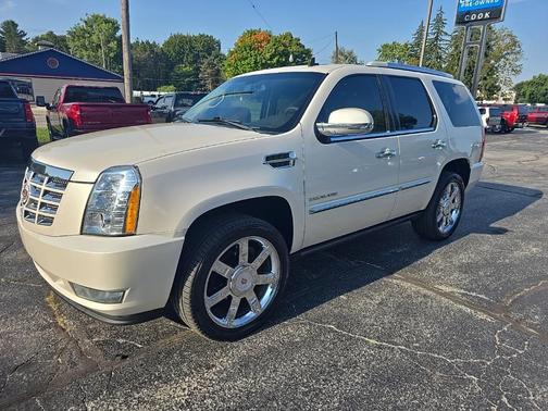 2011 Cadillac Escalade Premium