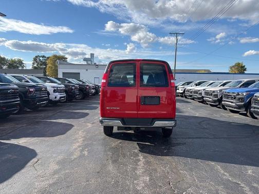 2025 Chevrolet Express 2500 RWD 2500 Regular Wheelbase WT