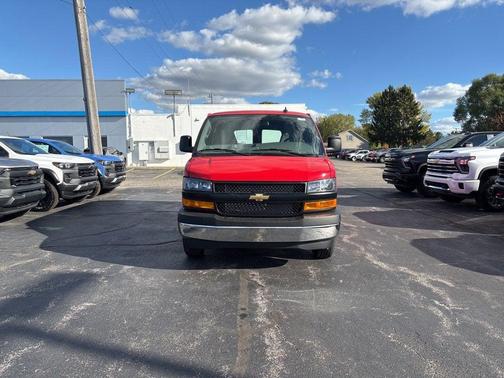 2025 Chevrolet Express 2500 RWD 2500 Regular Wheelbase WT