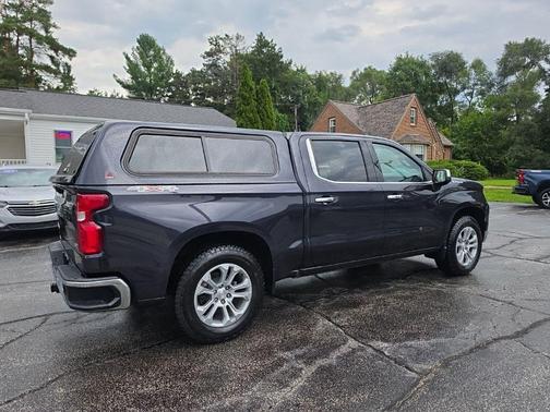 Dark Ash Metallic 2023 Chevrolet Silverado 1500 LTZ