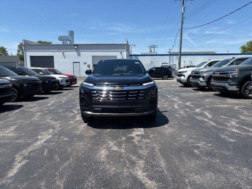 Mosaic Black Metallic 2026 Chevrolet Equinox 1LT