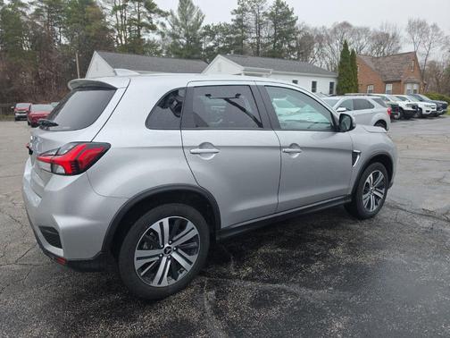 2025 Mitsubishi Outlander Sport 2.0 ES