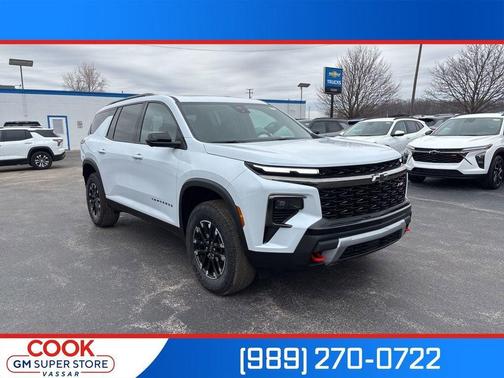 Polar White Tricoat 2026 Chevrolet Traverse AWD Z71
