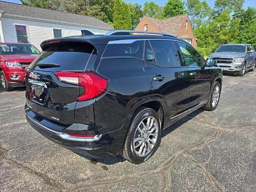 2022 GMC Terrain Denali