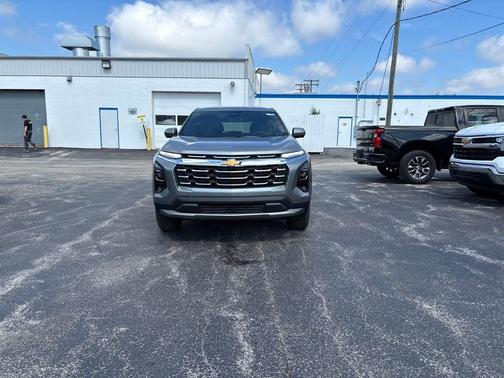 Sterling Gray Metallic 2026 Chevrolet Equinox 1LT