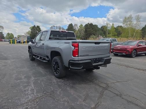 Sterling Gray Metallic 2026 Chevrolet Silverado 2500 LT