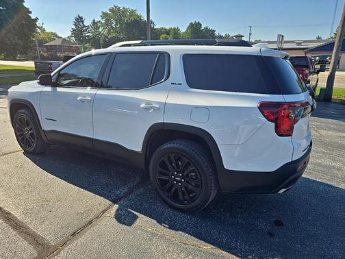 2023 GMC Acadia FWD SLE