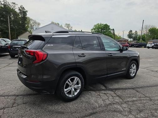 Smokey Quartz Metallic 2019 GMC Terrain SLE