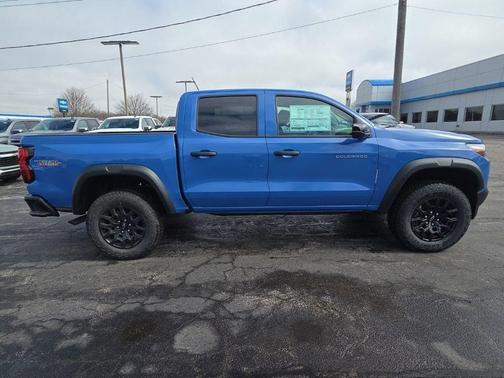Reef Blue Metallic 2026 Chevrolet Colorado Trail Boss