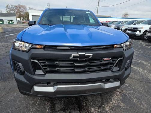 Reef Blue Metallic 2026 Chevrolet Colorado Trail Boss