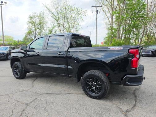Black 2024 Chevrolet Silverado 1500 LT Trail Boss