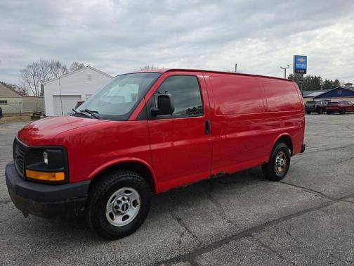 2009 GMC Savana 3500 Base