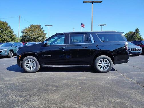 2025 Chevrolet Suburban Premier