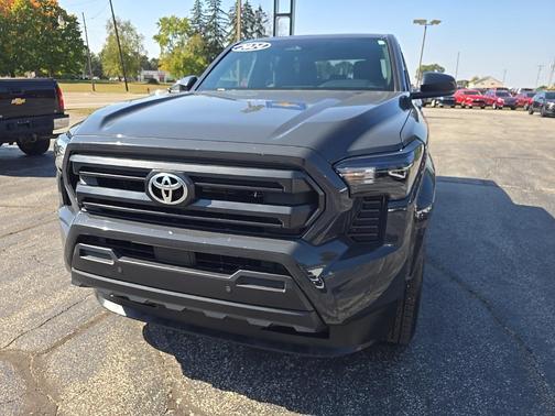 2024 Toyota Tacoma SR