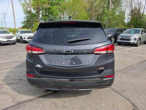 Iron Gray Metallic 2022 Chevrolet Equinox FWD RS