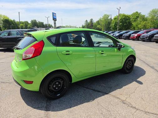 Green Envy 2014 Ford Fiesta SE