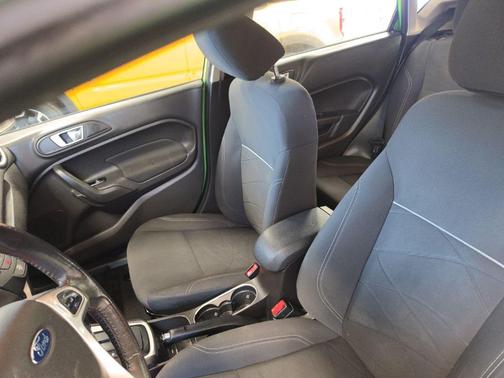 Green Envy 2014 Ford Fiesta SE