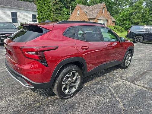 2024 Chevrolet Trax LT