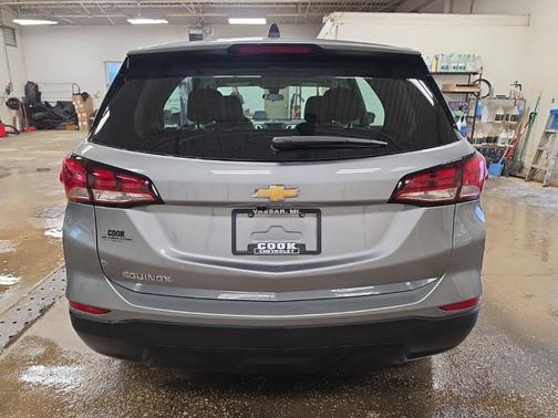 Sterling Gray Metallic 2023 Chevrolet Equinox LS