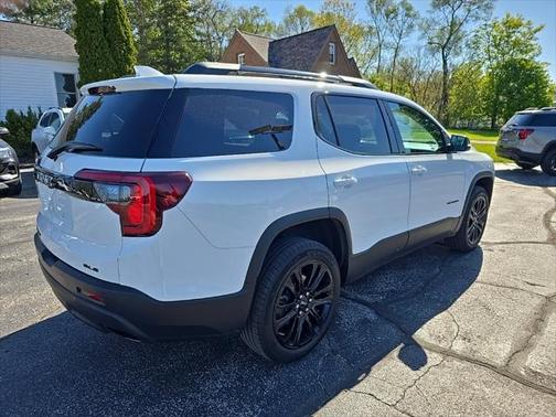 2022 GMC Acadia FWD SLE