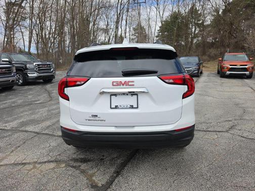 Summit White 2019 GMC Terrain SLE