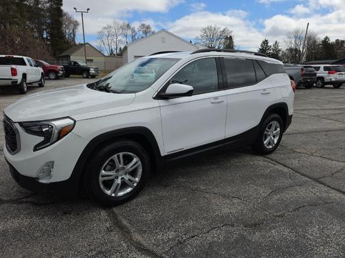 Summit White 2019 GMC Terrain SLE