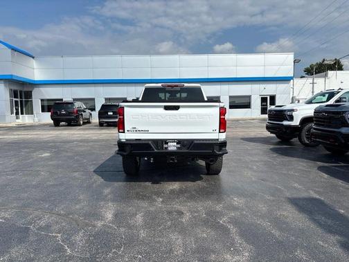 Summit White 2026 Chevrolet Silverado 2500 LT
