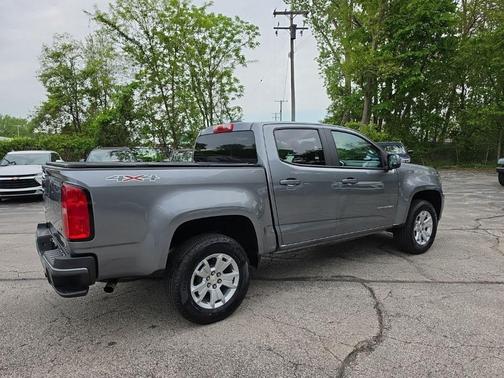 Satin Steel Metallic 2022 Chevrolet Colorado LT
