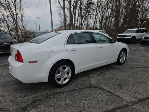 2010 Chevrolet Malibu LS