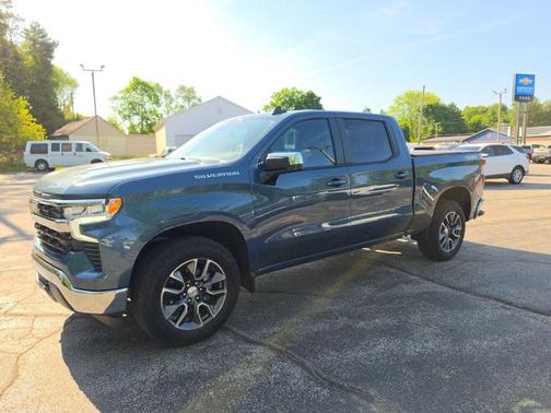 Lakeshore Blue Metallic 2024 Chevrolet Silverado 1500 LT