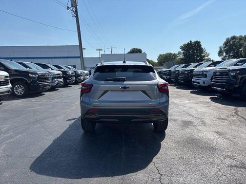 2025 Chevrolet Trax FWD ACTIV