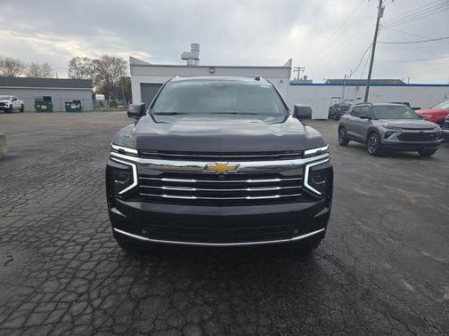 Dark Ash Metallic 2026 Chevrolet Tahoe LT