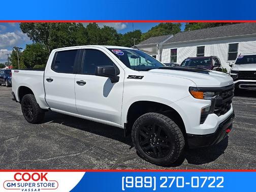 Summit White 2023 Chevrolet Silverado 1500 Custom Trail Boss