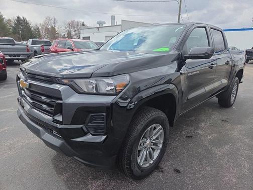 Black 2026 Chevrolet Colorado LT