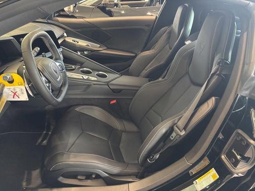 2026 Chevrolet Corvette Stingray w/1LT