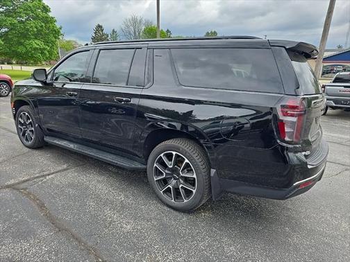 2021 Chevrolet Suburban RST