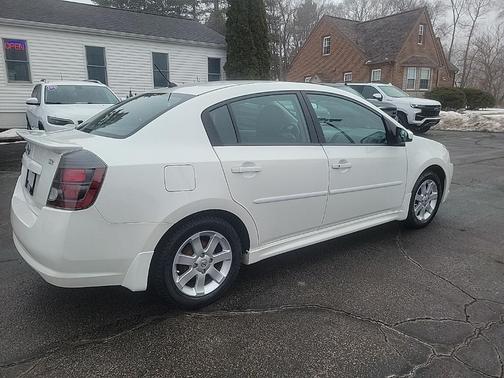 2010 Nissan Sentra 2.0 SR