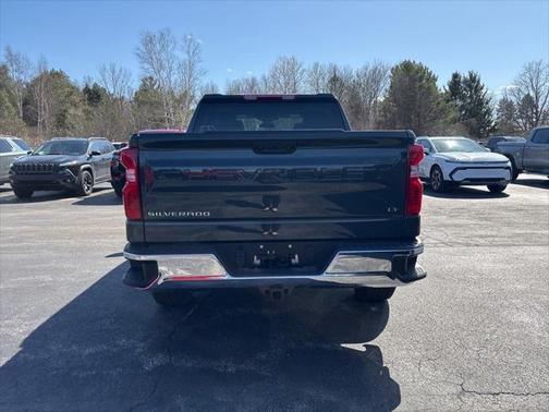 2025 Chevrolet Silverado 1500 LT